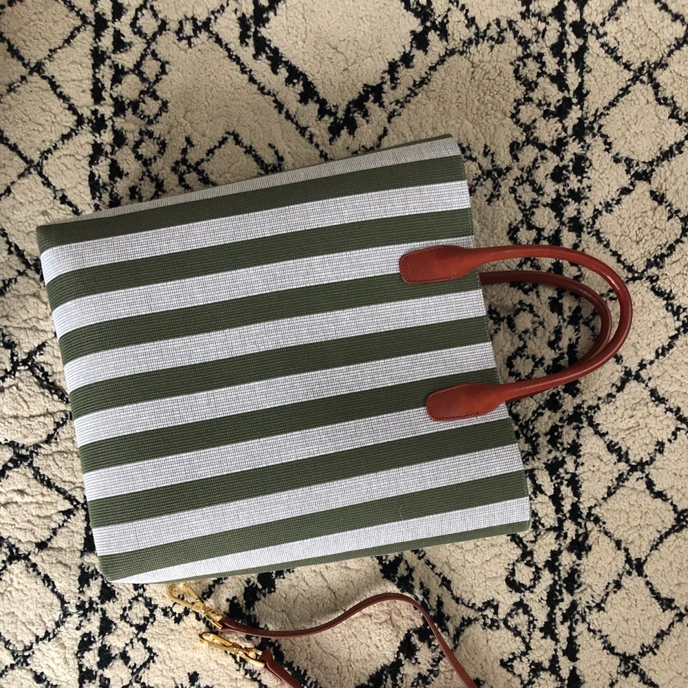 Mansur Gavriel tote bag.